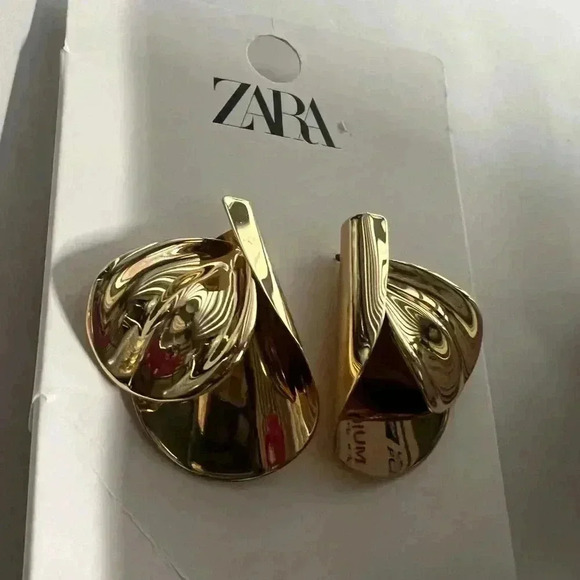 🔥🔥Zara Golden earrings - Picture 4 of 4